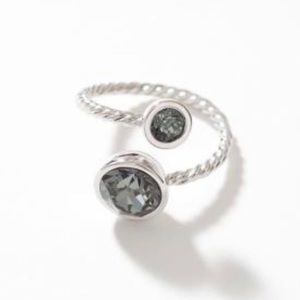 Touchstone Crystal size 6 “Curled Up” ring